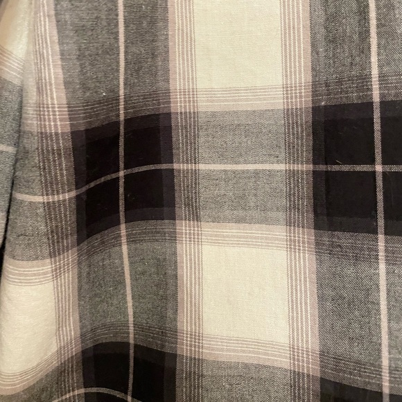 Black&White plaid flannel - Picture 4 of 4